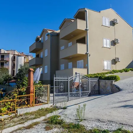 Joma 3 トロギール